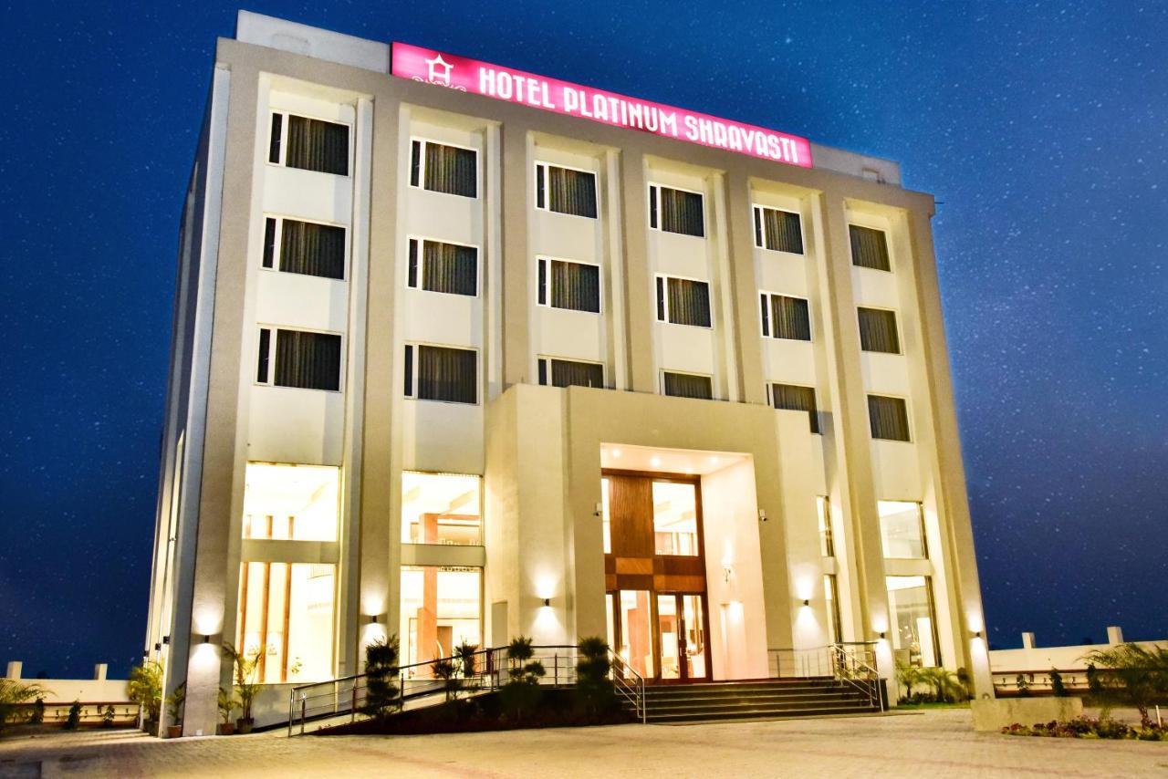 Hotel Platinum Shravasti Katra  エクステリア 写真